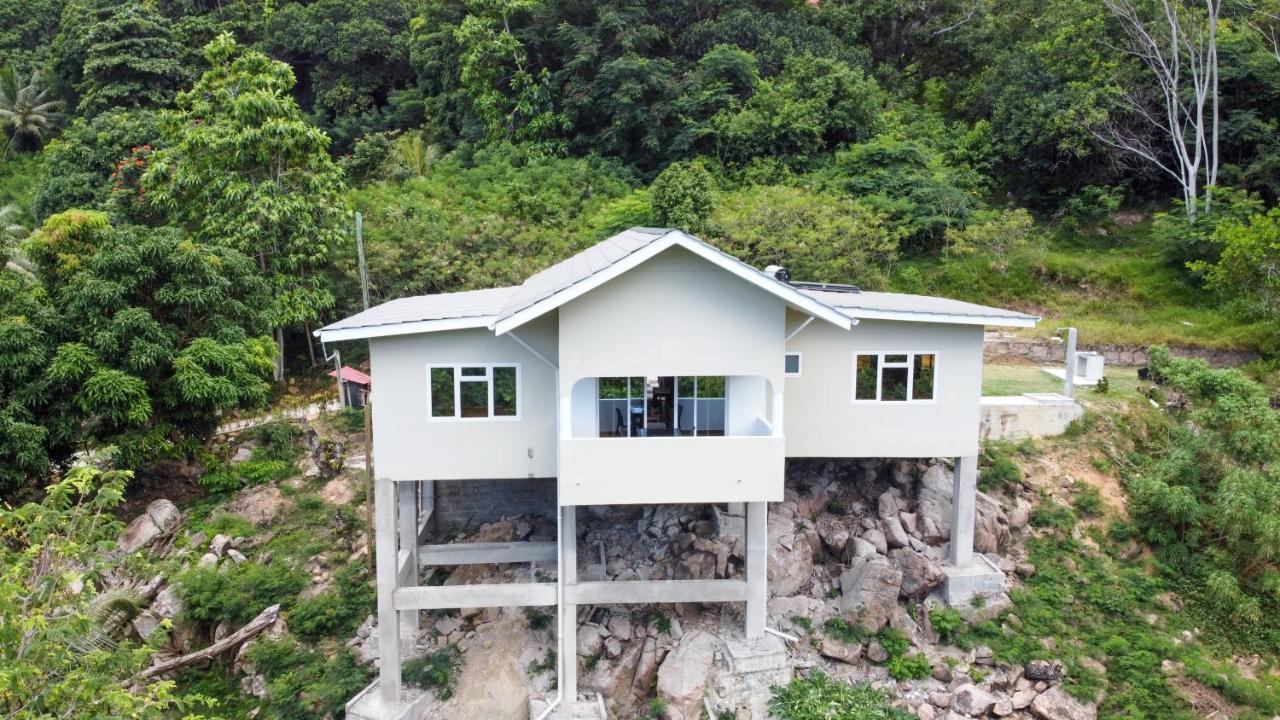 Cam Getaway Villa Anse la blague ภายนอก รูปภาพ